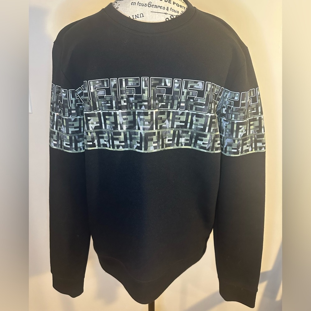 Fendi Black Monogram Sweatshirt size M Designer Authentic Luxury